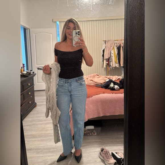 Meet your Posher, Lillian - Picture 2 of 9